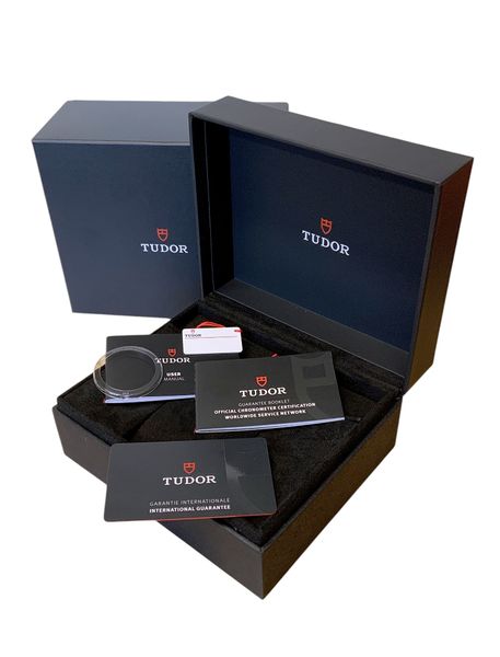 Tudor Black Bay Chrono M79360N-0019